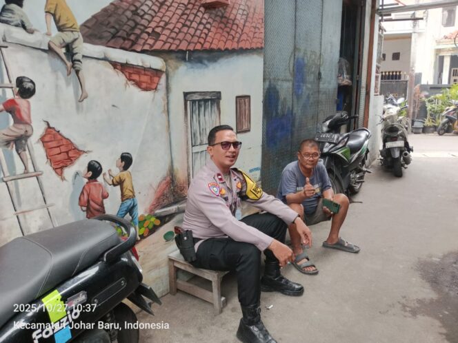
					Patroli Humanis di Gang Betok, Polisi Kampung Rawa Hadirkan Rasa Aman untuk Warga