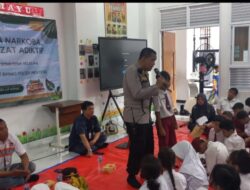 Polsek Metro Menteng Edukasi Siswa SDN 01 dan SDN 02 Cikini Tentang Bahaya Narkoba dan Lingkungan Sehat