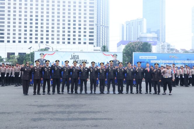 
					Hari Sumpah Pemuda ke-97, Polda Metro Jaya Kobarkan Semangat Pemuda Pemudi Bergerak, Indonesia Bersatu