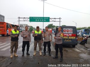 Polsek Senen dan Satpol PP Gelar Patroli Mobile di Objek Vital Antisipasi Kejahatan Jalanan