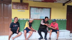 Ngopi Bareng Pak Bhabin, Warga Serdang Diajak Jaga Keamanan Tempat Ibadah dan Lingkungan
