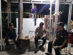Bhabinkamtibmas Cempaka Putih Timur Sambang Pos Kamling, Ajak Warga Tingkatkan Kewaspadaan Dan Solidaritas Lingkungan