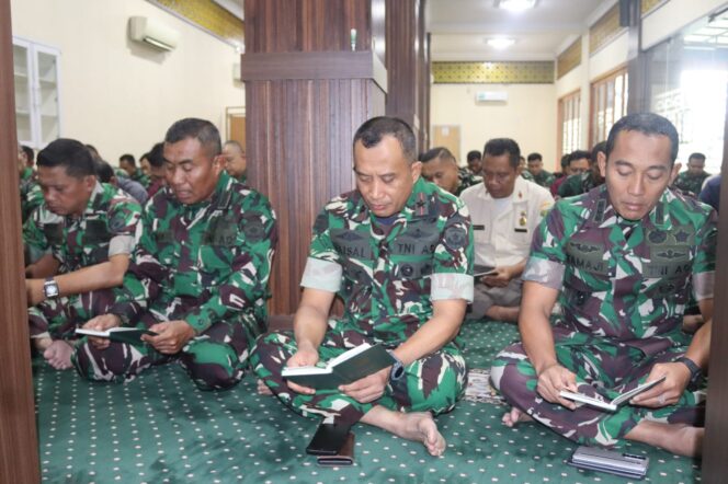 
					Korem 052/Wijayakrama Gelar Syukuran HUT ke-27: Manunggal dengan Rakyat, Indonesia Maju