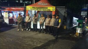 Menteng Kondusif, Patroli Tiga Pilar Amankan Perbatasan Kwitang–Kalipasir
