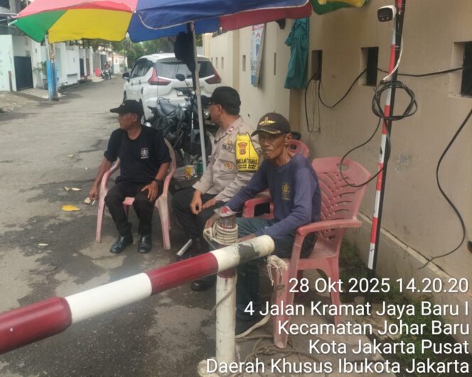 
					Sambang dan Silaturahmi, Aiptu Sunarto Dorong Warga RT 13 RW 06 Aktif Cegah Kejahatan