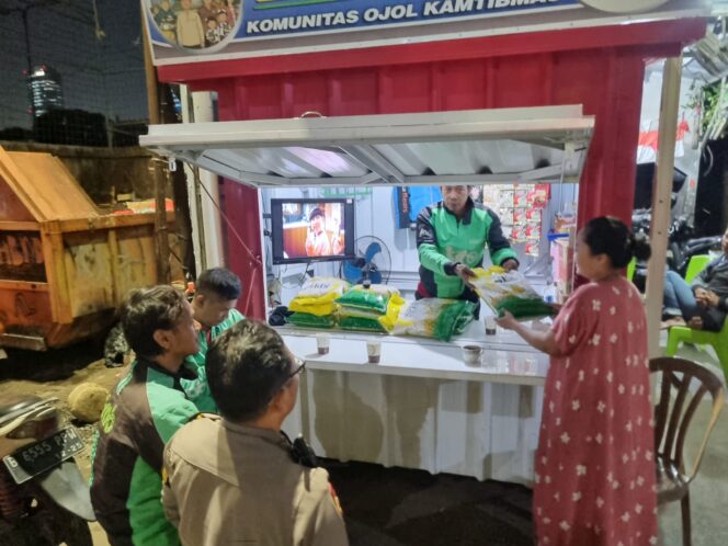 
					Gerai Ojol Mart Karet Tengsin Dukung Gerakan Pangan Murah dan Kamtibmas