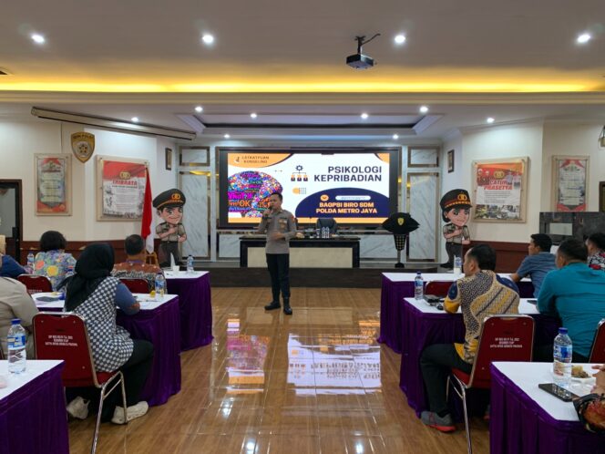 
					Bagian Psikologi Biro SDM Polda Metro Jaya Gelar Pelatihan Konseling untuk Mewujudkan Konselor yang Tangguh, Berkualitas dan Berempati