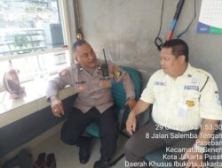 Aiptu Sandi Bintoro Pimpin Patroli Kamtibmas di BPJS Paseban, Warga Dihimbau Aktif Jaga Keamanan