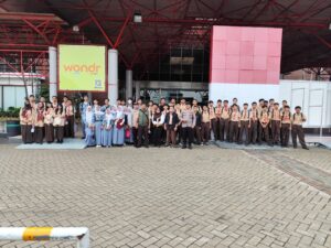 Polsek Johar Baru Dampingi 50 Siswa Hadiri Sosialisasi Penerimaan Anggota Polri 2026 di JIExpo Kemayoran