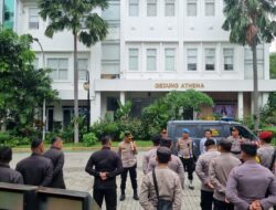 Pelayanan Aksi Demonstrasi, Polsek Johar Baru Tunjukkan Profesionalisme Tanpa Senjata
