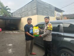 Polsek Metro Gambir Gelar Gerakan Pangan Murah Bersama Bulog, Bhabinkamtibmas Salurkan Beras Murah untuk Warga