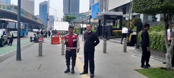 
					Patroli Dialogis Patmor Menteng di The Plaza Office, Tegaskan Pentingnya Kewaspadaan Cegah Aksi Kejahatan