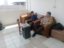 Silaturahmi Kamtibmas Bareng Bhabinkamtibmas Di Sekertariat RW, Warga Karang Anyar