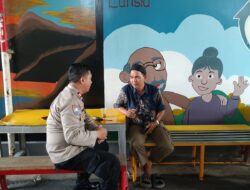 Polisi Sambangi Warga RW 05 Tanah Abang Sebagai Cooling System Sampaikan Imbauan Kamtibmas