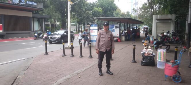 
					Polsubsektor Merdeka Barat Gelar Patroli di Area Perparkiran IRTI Monas, Pantau Aktivitas Warga dan Situasi Kamtibmas