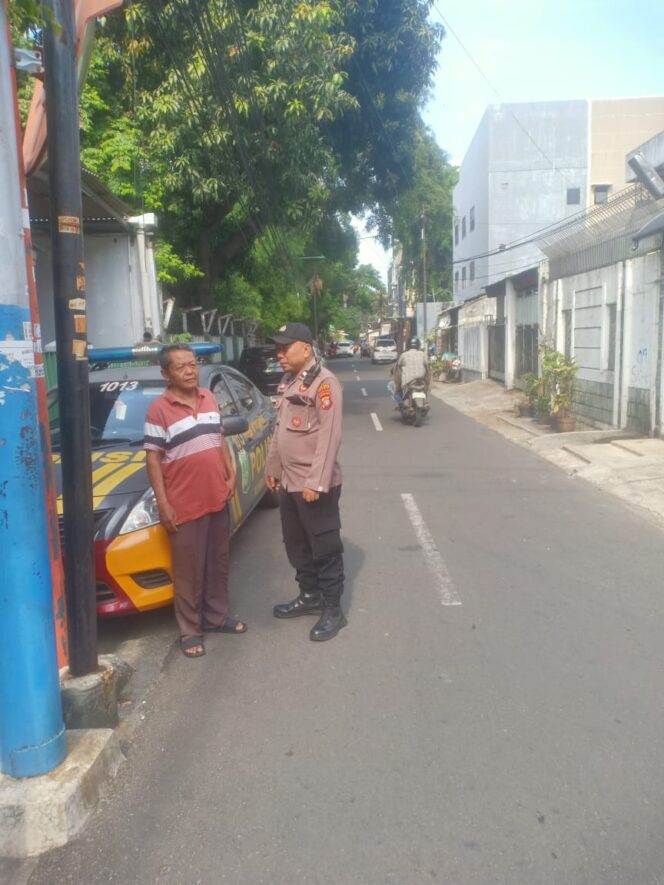 
					Patko 1013 Laksanakan Patroli Strong Point di Jl. Pembangunan I, Jaga Situasi Aman dan Kondusif