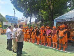 Bhabinkamtibmas Pegangsaan Ajak PPSU Bersinergi Jaga Kebersihan dan Keamanan Lingkungan