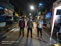 Bhabinkamtibmas Kramat Bersama Pokdarkamtibmas dan Hansip Lakukan Ploting Antisipasi Tawuran di Wilayah Rawan