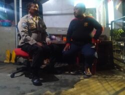 Bhabinkamtibmas Kelurahan Cideng Lakukan Patroli dan Pembinaan Awak Kamling RT 18/01, Wujudkan Lingkungan Aman dan Waspada