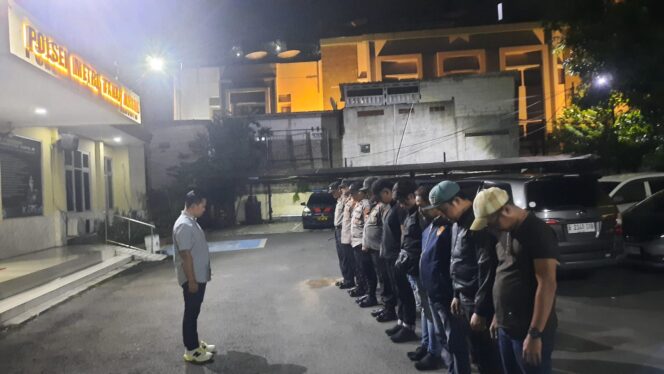 
					Patroli Cipta Kondisi 3 Pilar Menekan Kejahatan Malam Hingga Dini Hari di Wilayah Tanah Abang