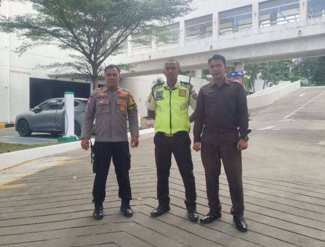 
					Polisi Gencarkan Patroli Apartemen Park Royal Sebagai Cooling System