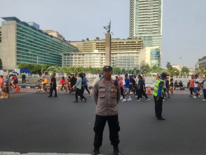 
					CFD Aman dan Tertib, Humas Menteng Siaga Kawal Bundaran HI dari Aksi Copet dan Jambret