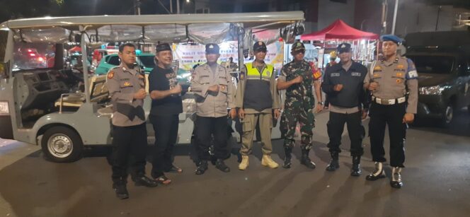 
					Tiga Pilar Menteng Kompak Gelar Patroli Malam Di Menteng Tenggulun, Wujudkan Jakarta Aman dan Kondusif