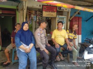 Wujudkan Galur Aman, Bhabinkamtibmas Sambangi Warga Lewat Dialog Santai