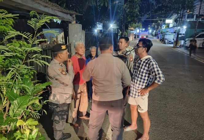 
					Gerak Cepat Polsek Menteng Selesaikan Konflik Warga Cikini Lewat Problem Solving Humanis