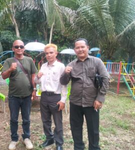 Budiman Sihombing dan Bastian Tampubolon Kunjungi Wisata Kelapa Hijau Biru