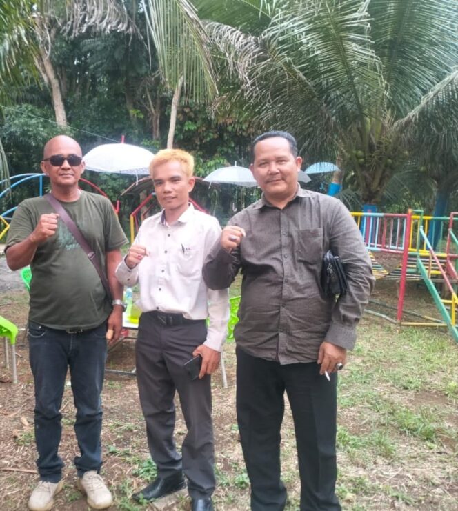 
					Budiman Sihombing dan Bastian Tampubolon Kunjungi Wisata Kelapa Hijau Biru