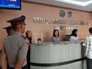 Patroli Dialogis Polsek Kemayoran Sentuh Kawasan Perkantoran di Gunung Sahari Selatan
