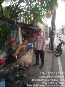 Patroli Dialogis di Jl. Pangkalan Asem, Kapolsubsektor Galur Ajak Warga Aktif Cegah Tawuran Remaja