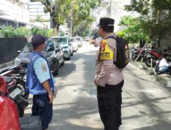 Bhabinkamtibmas Gondangdia Himbau Jukir Waspada Aksi Pecah Kaca di Kawasan Bliton Menteng
