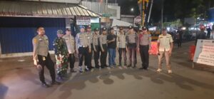 Menteng Aman di Tangan Tiga Pilar, Patroli Malam Wujud Sinergi Jaga Jakarta Di Perbatasan Menteng Tenggulun