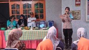 Perkuat Perlindungan Perempuan dan Anak, Polwan Jaga Jakarta Sosialisasi KDRT saat Jumling di Serdang