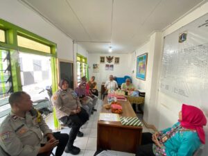 Jaga Jakarta Polwan Berikan Penyuluhan Hukum Terkait Kekerasan dalam Rumah Tangga