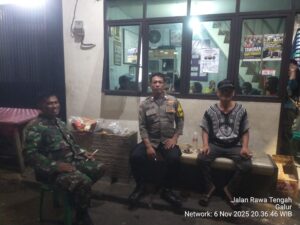 Deteksi Dini Gangguan Kamtibmas, Bhabinkamtibmas Galur Sambang Pos Kamling RW 06