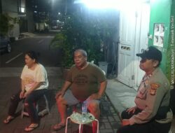 Unit II Samapta Polsek Johar Baru Patroli dan Sambang Warga RW 05 Tanah Tinggi