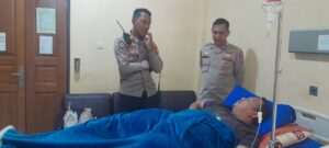 Polsek Metro Menteng Tunjukkan Kepedulian, Jenguk Personel Sakit di RS Polri Kramat Jati