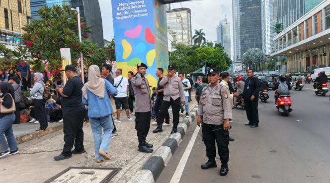 
					Polsek Metro Menteng Amankan Live Music Band Padi di Anjungan Sarinah Thamrin