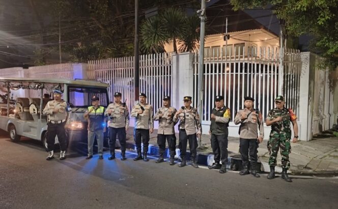 
					Sinergi Malam Menteng, Tiga Pilar Gerakkan Patroli Antisipasi Gangguan Kamtibmas Di Kawasan Teuku Umar