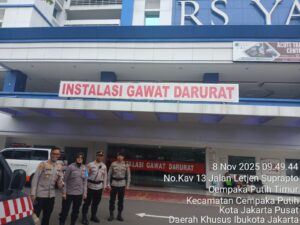 Kapolsek Johar Baru Dirikan Tenda Posko Pengamanan dan Pelayanan di Depan IGD RS Yarsi
