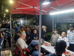 URC Pelopor Brimob Polda Metro Jaya Bersinergi dengan Warga Galur dalam Patroli “Jaga Jakarta”