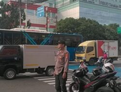 Patko 1012 Kawal Ketertiban di TL Caringin, Wujudkan Pagi yang Aman dan Tertib bagi Warga