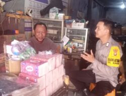 Bhabinkamtibmas Bungur Sambang Door to Door, Pererat Silaturahmi dan Jaga Kamtibmas