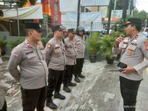 Polsek Metro Menteng Amankan Funwalk HUT Partai NasDem, Wujudkan Kegiatan Politik Yang Aman dan Tertib