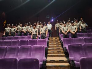 Akhiri Latja Dengan Edukasi dan Kebersamaan, Siswa Bintara Polri Angkatan 51 Nonton Bareng di Metropole