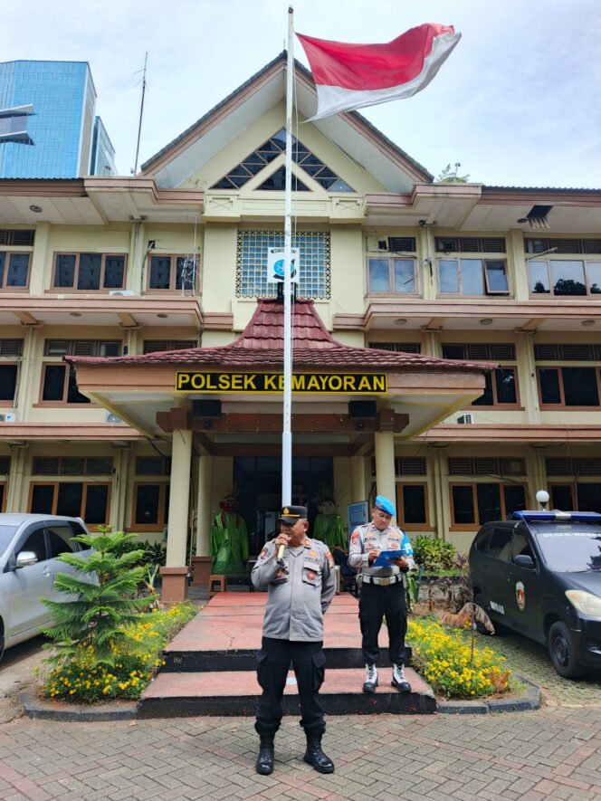 
					Apel Jam Pimpinan Pagi Hari: Polsek Kemayoran Tekankan Profesionalisme dan Pelayanan Humanis