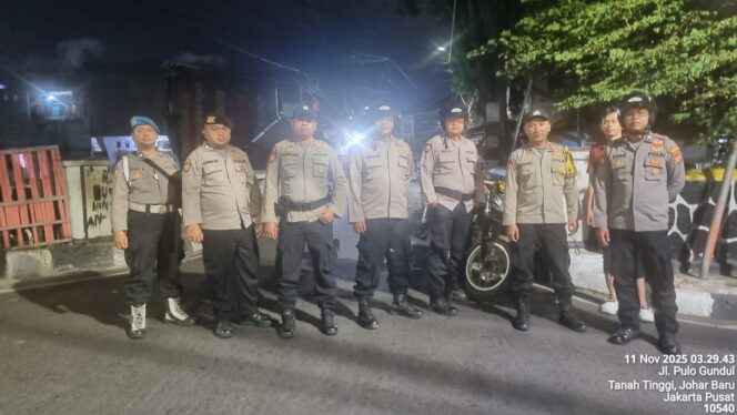 
					Patroli Cipta Kondisi, Polsek Johar Baru Antisipasi Gangguan Kamtibmas di Wilayah